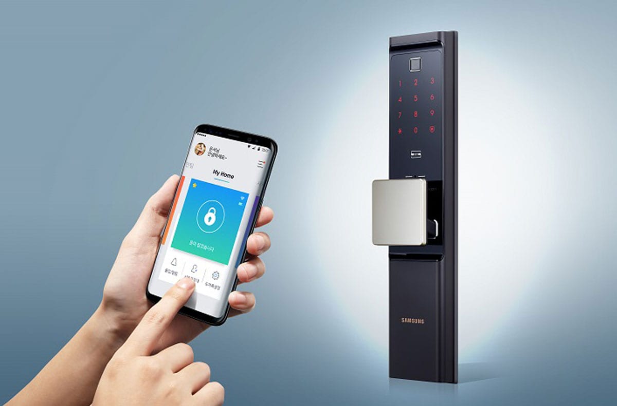 IoT smart door lock