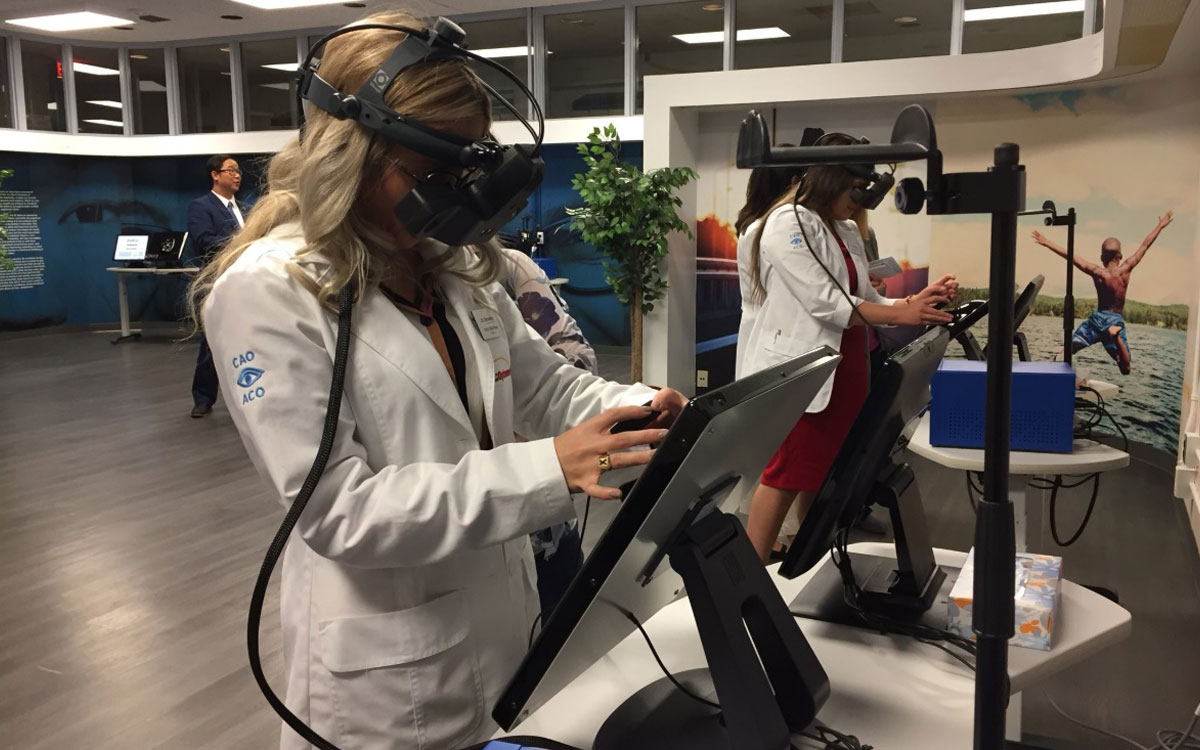 virtual reality optometry lab