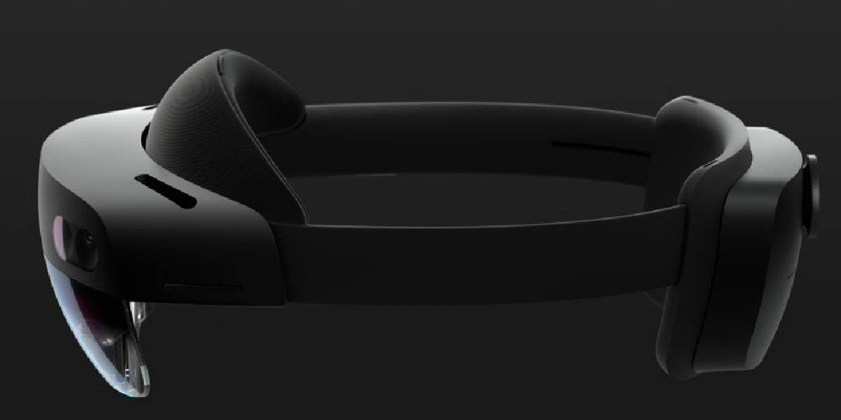 Microsoft HoloLens 2