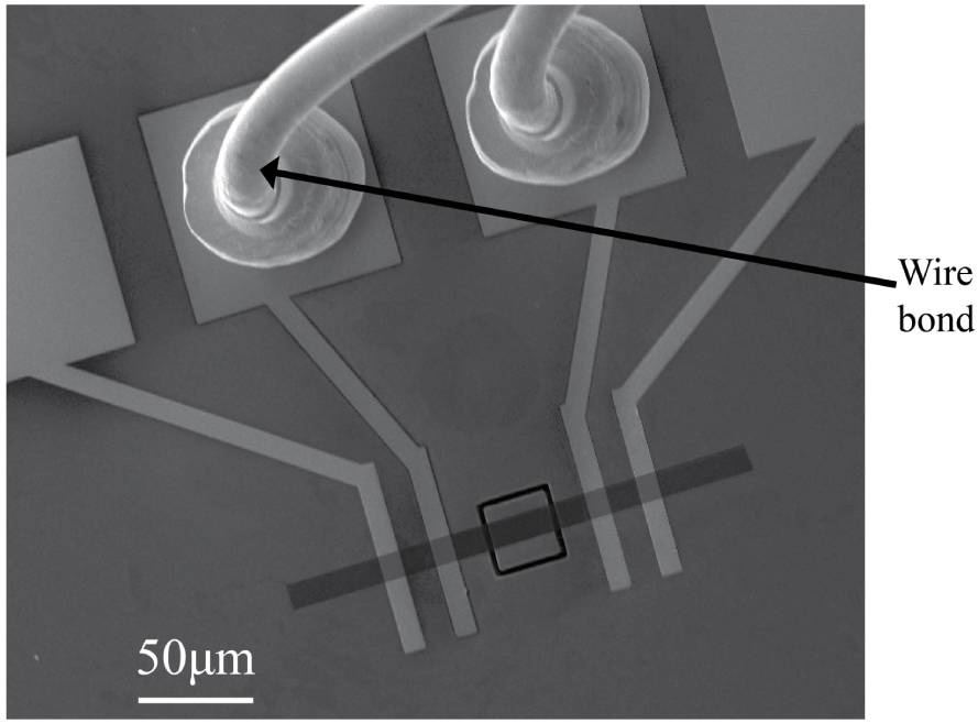 ultra-miniaturized NEMS accelerometer with bond wires